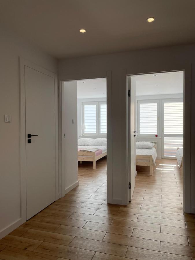 Apartament -Dwudziestka ซานดอเมียร์ช ภายนอก รูปภาพ